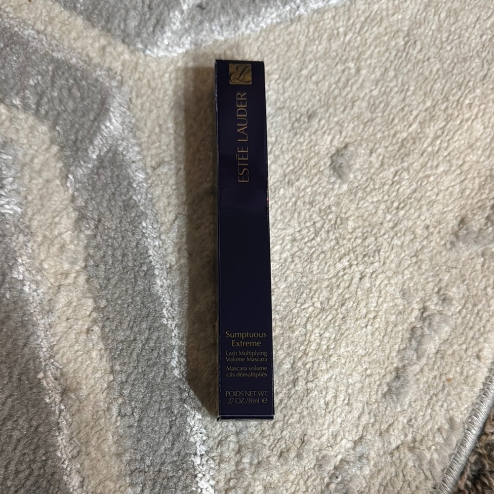 Estee Lauder Sumptuous Extreme Mascara - Deep Blue